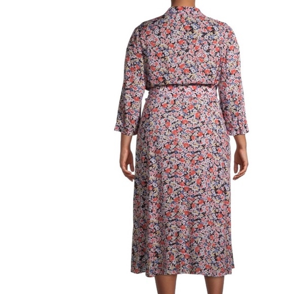 Floral print belted collared tea hem a-line three quarter sleeve shirtdress - Picture 3 of 10